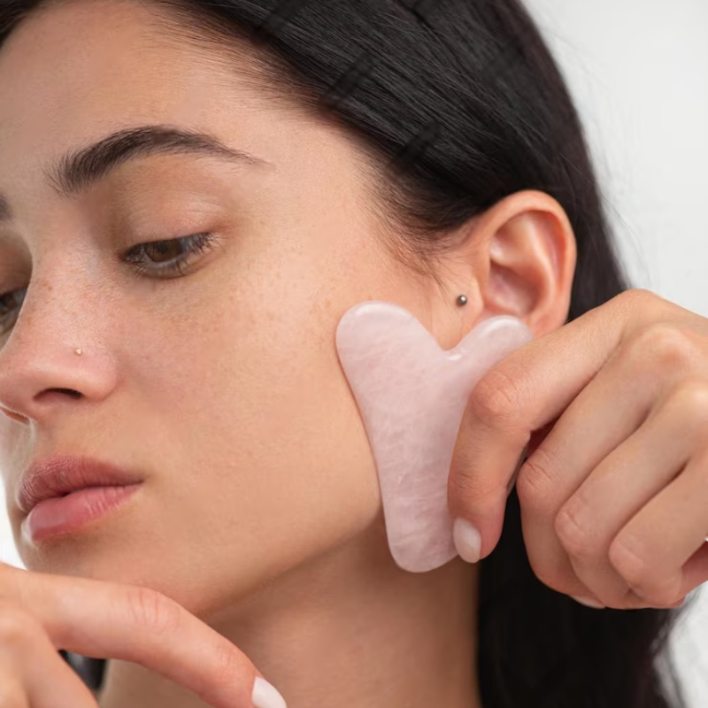Gua-Sha and Roll Face Dream Voice
